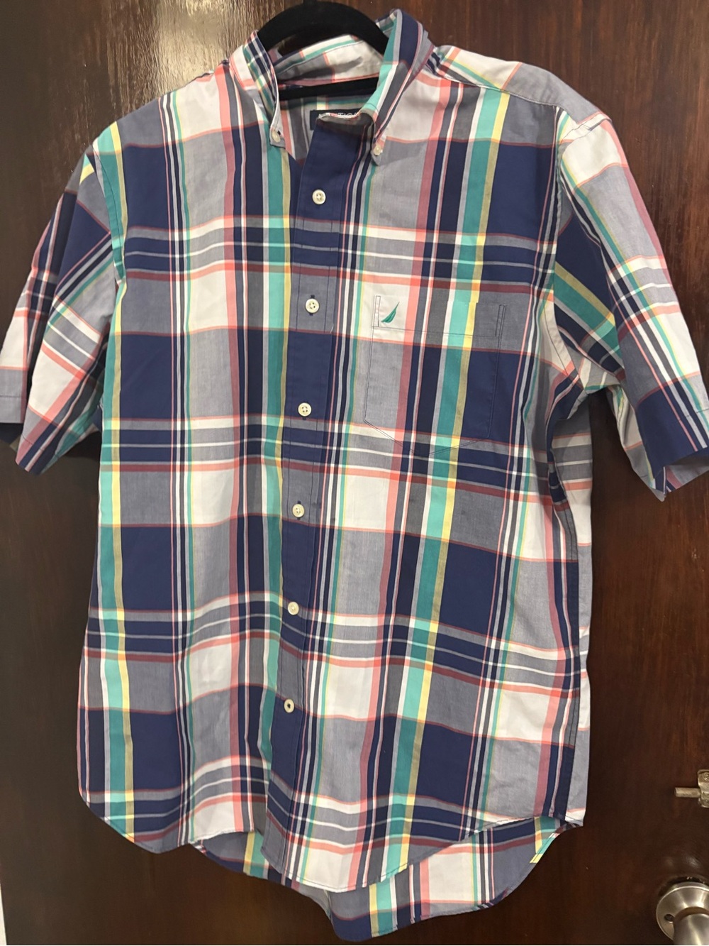 Bundle 3 for $15. Nautica Blue Multi Plaid Short-Sleeve ButtonDown Shirt. Size M